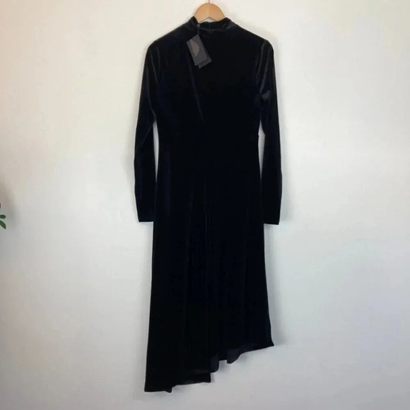 Halston Bell Long Sleeve Velvet Cocktail Dress Mock Neck Asymmetrical Hem - Picture 7 of 11